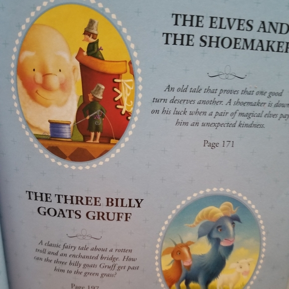 Set of 2 hardcover childrens books of Favorite Stories and Bedtime Tales - Picture 6 of 14